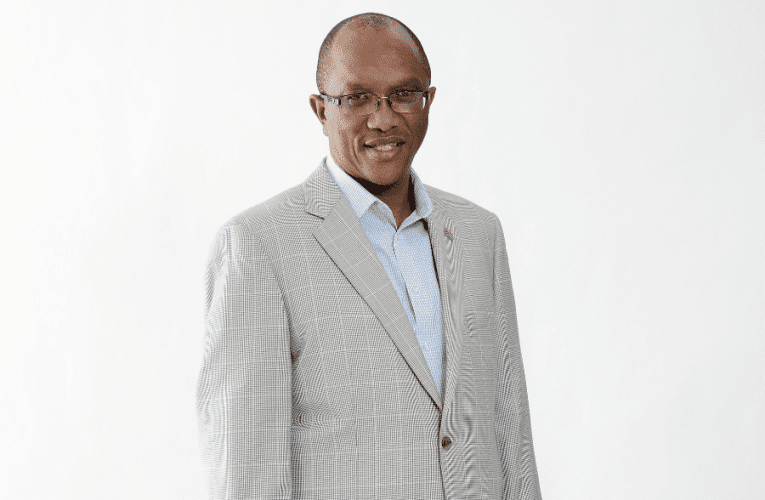 INingizimu Afrika iyalila ngoMcwaningimabhuku-Jikelele obeyisisebenzi esiqotho nesithembekile. USLINDILE KHANYILE uyabika