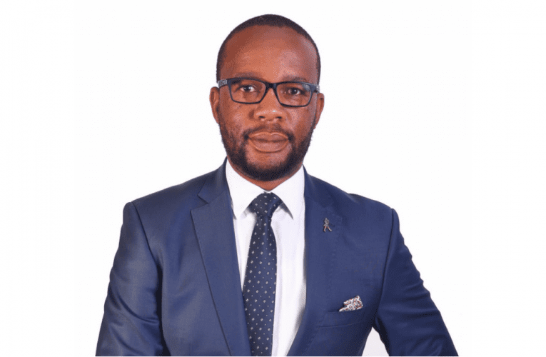 UMnu uSibani Mngadi, usihlalo we-SA Liquor Brand Owners Association, echaza ngomphumela wokubheduka kweCOVID-19 embonini yotshwala.