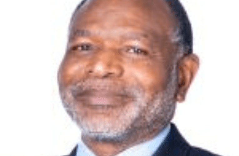 I-PIC ibheka isikhulu esiphezulu esisha