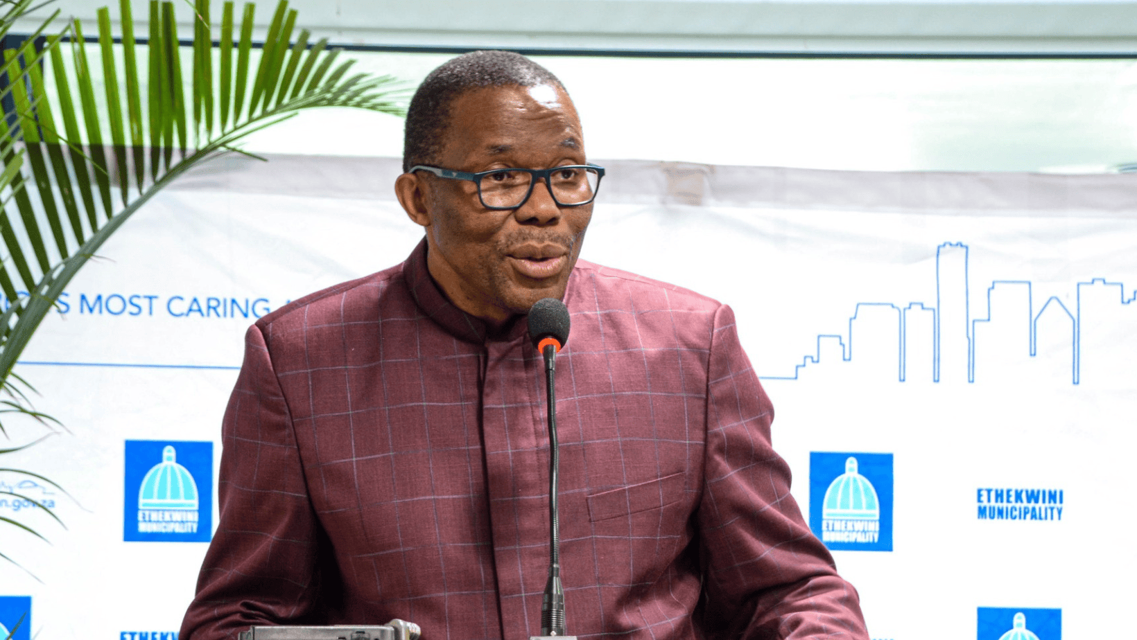 IMEYA yoMasipala waseThekwini uMnu uCyril Xaba ithi lungenise imali uhlelo lwezaphulelo zezikweletu olunikwe izakhamuzi zalo masipala. Isithombe: Sithunyelwe