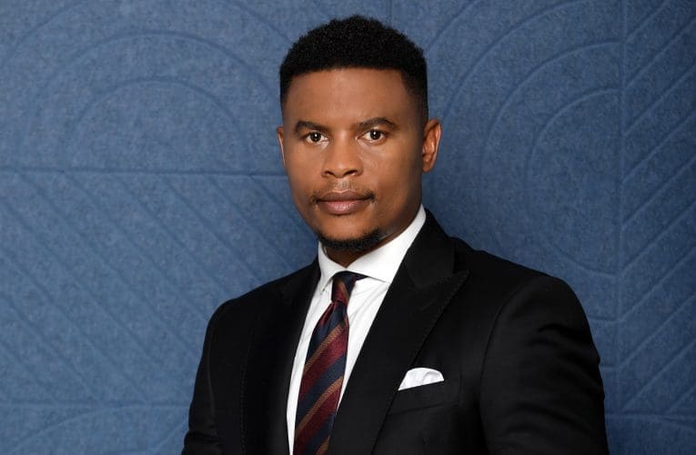 Isikhwama sempesheni esesilindise owesifazane iminyakanyaka sizokhokha imali isinenzalo