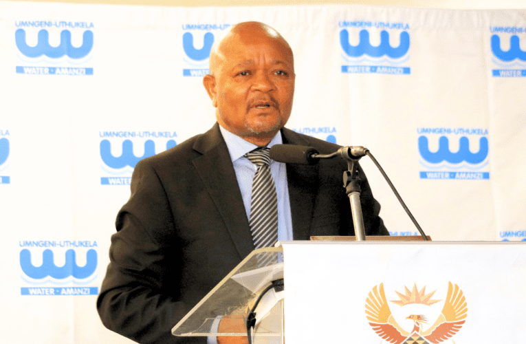 Uhulumeni nezinyathelo zokuxazulula inkinga yamanzi KwaZulu-Natali. UNQOBILE NDLOVU uyabika